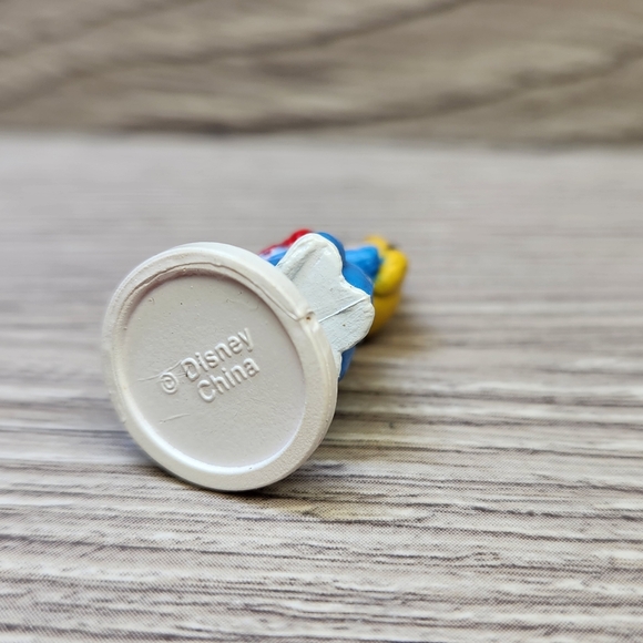 Disney Holiday Collector Packs Park Series Alice in Wonderland Mini Figure - Picture 5 of 8